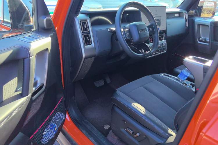 Used iCAR V23 2026 Model V23S 501 Four-Wheel Drive Peak Performance Edition Interior 3