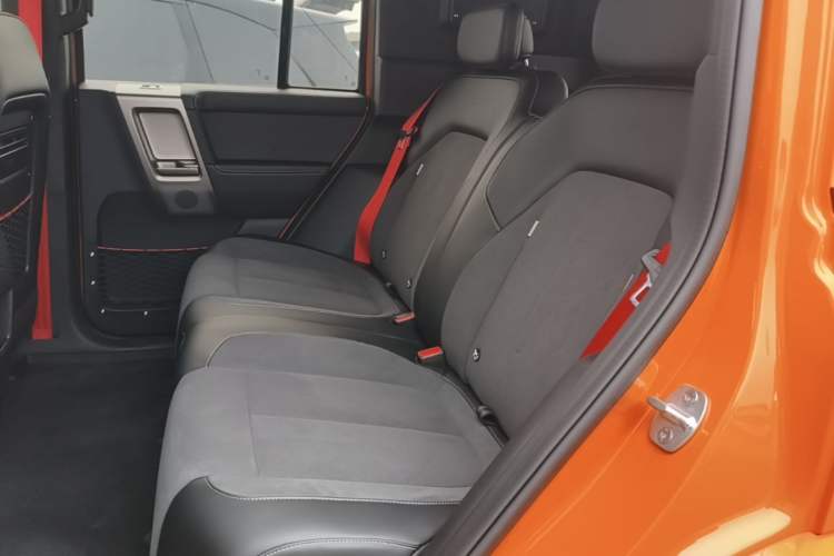 Used iCAR V23 2026 Model V23S 501 Four-Wheel Drive Peak Performance Edition Left Rear Seat