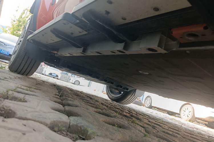 Used iCAR V23 2026 Model V23S 501 Four-Wheel Drive Peak Performance Edition Left Side Sill