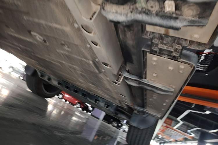 Used iCAR V23 2026 Model V23S 501 Four-Wheel Drive Peak Performance Edition Right Side Sill