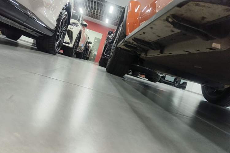 Used iCAR V23 2026 Model V23S 501 Four-Wheel Drive Peak Performance Edition Right Side Sill