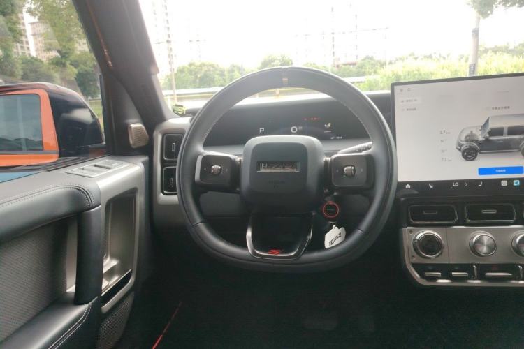 Used iCAR V23 2026 Model V23S 501 Four-Wheel Drive Peak Performance Edition Steering Wheel