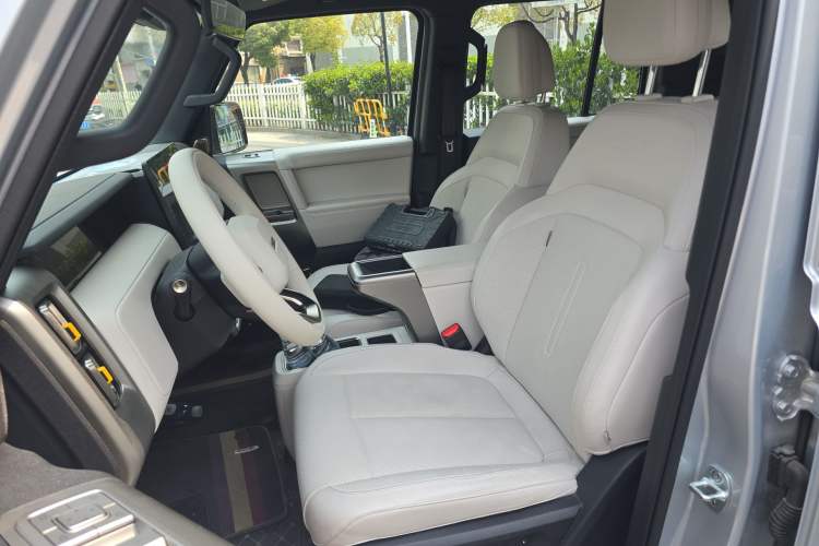 Used iCAR V23 2026 Model 550 Two-Wheel Drive Super Sports Edition Left Front Seat