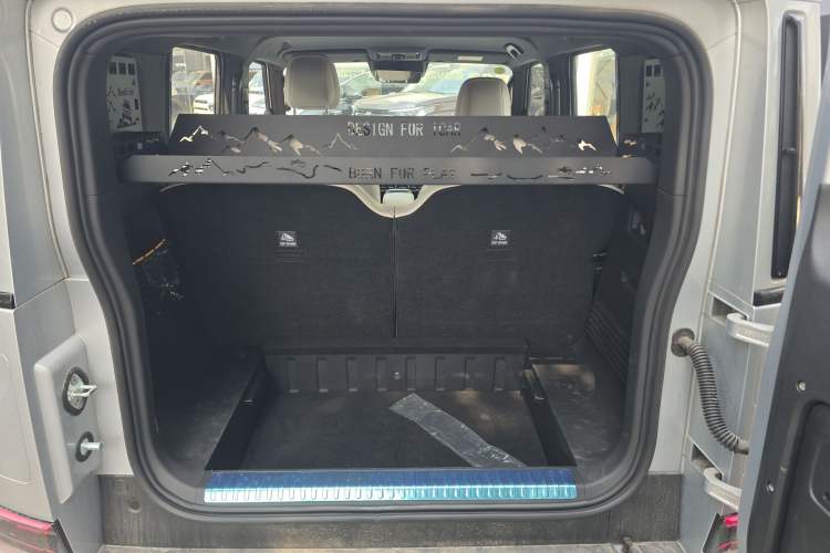 Used iCAR V23 2026 Model 550 Two-Wheel Drive Super Sports Edition Trunk