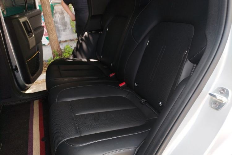 Used iCAR V23 2026 Model 550 Two-Wheel Drive Super Sports Edition Left Rear Seat