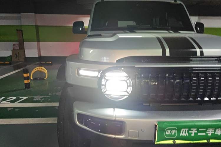 Used iCAR V23 2026 Model 401 Two-Wheel Drive Super Sports Edition Right Front Headlight