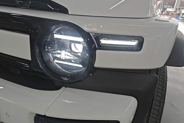 Used iCAR V23 2026 Model 550 Two-Wheel Drive Super Sports Edition Left Front Headlight