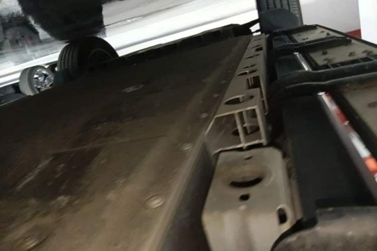 Used iCAR V23 2026 Model 550 Two-Wheel Drive Super Sports Edition Left Side Sill