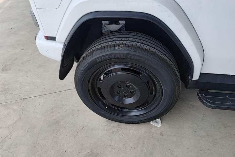 Used iCAR V23 2026 Model 550 Two-Wheel Drive Super Sports Edition Right Rear Wheel Hub