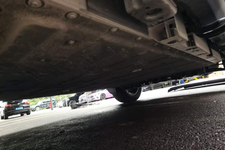 Used iCAR V23 2026 Model 550 Two-Wheel Drive Super Sports Edition Right Side Sill