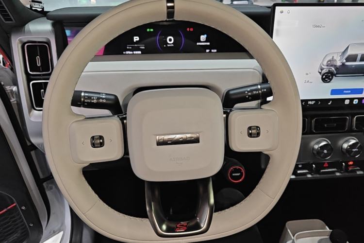 Used iCAR V23 2026 Model V23S 501 Four-Wheel Drive Peak Performance Edition Steering Wheel