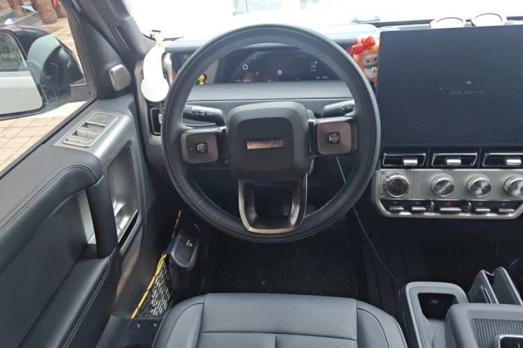 Used iCAR V23 2026 Model 401 Two-Wheel Drive Super Sports Edition Steering Wheel