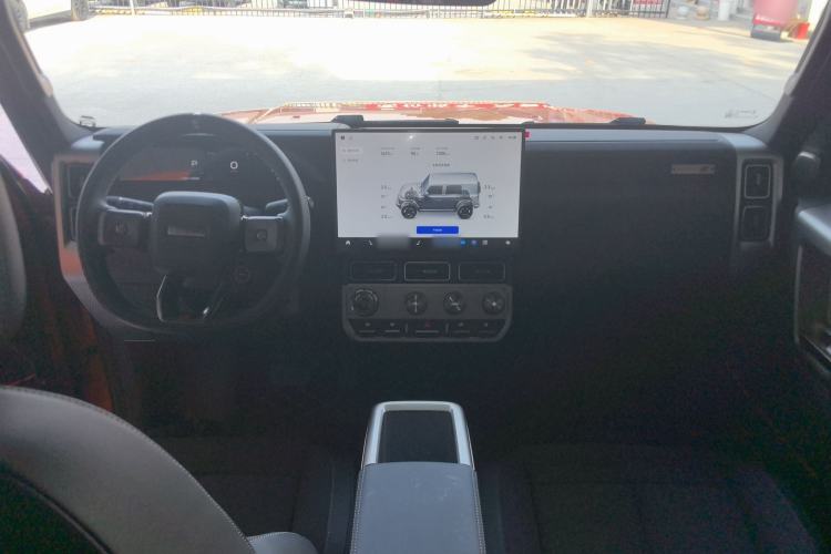 Used iCAR V23 2026 Model V23S 501 Four-Wheel Drive Peak Performance Edition Center Console