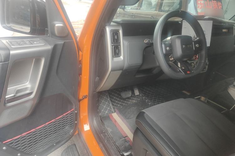 Used iCAR V23 2026 Model V23S 501 Four-Wheel Drive Peak Performance Edition Driver Seat