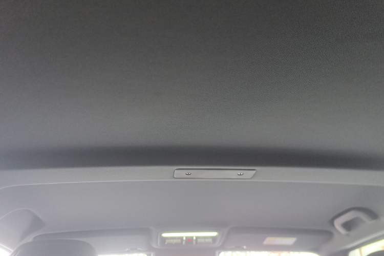 Used iCAR V23 2026 Model V23S 501 Four-Wheel Drive Peak Performance Edition Headliner