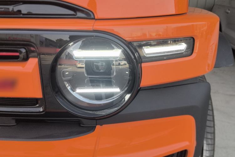 Used iCAR V23 2026 Model V23S 501 Four-Wheel Drive Peak Performance Edition Left Front Headlight