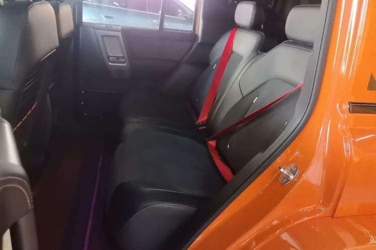 Used iCAR V23 2026 Model V23S 501 Four-Wheel Drive Peak Performance Edition Left Rear Seat