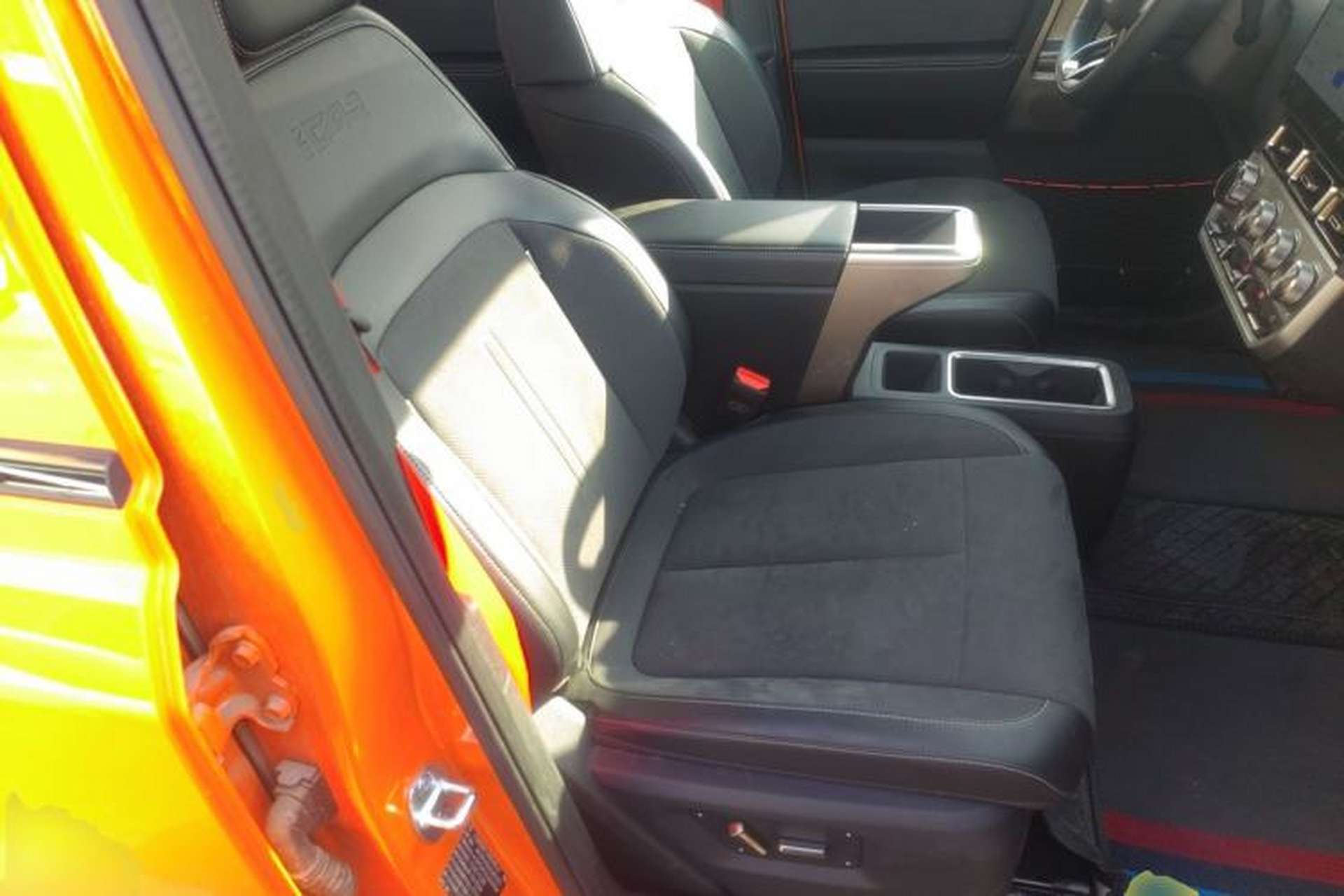 Used iCAR V23 2026 Model V23S 501 Four-Wheel Drive Peak Performance Edition Right Front Seat