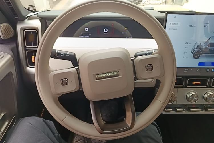Used iCAR V23 2026 Model 550 Two-Wheel Drive Super Sports Edition Steering Wheel
