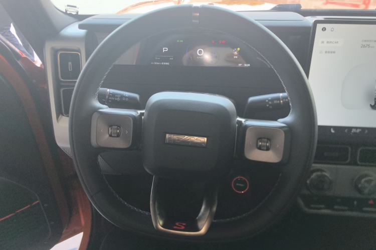 Used iCAR V23 2026 Model V23S 501 Four-Wheel Drive Peak Performance Edition Steering Wheel