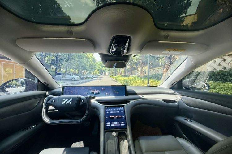Used IM L6 2024 Max Long-Range Version Interior 8