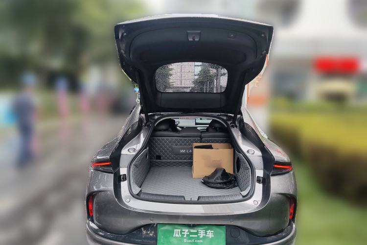 Used IM L6 2024 Max Long-Range Version Trunk