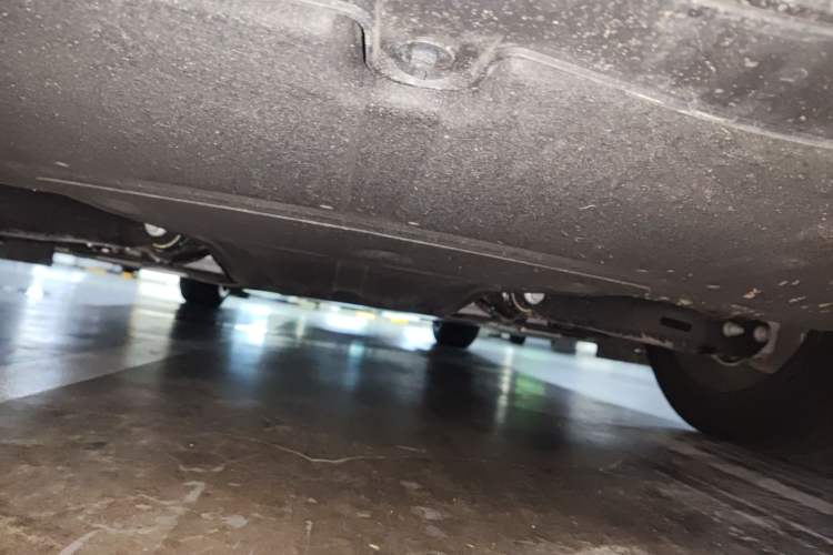 Used IM L6 2025 Max Chassis Rear