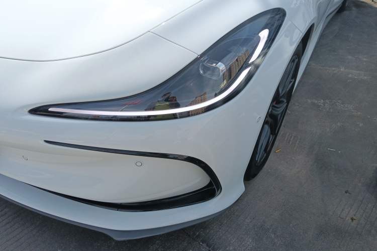 Used IM L6 2024 Max Standard Edition Left Front Headlight