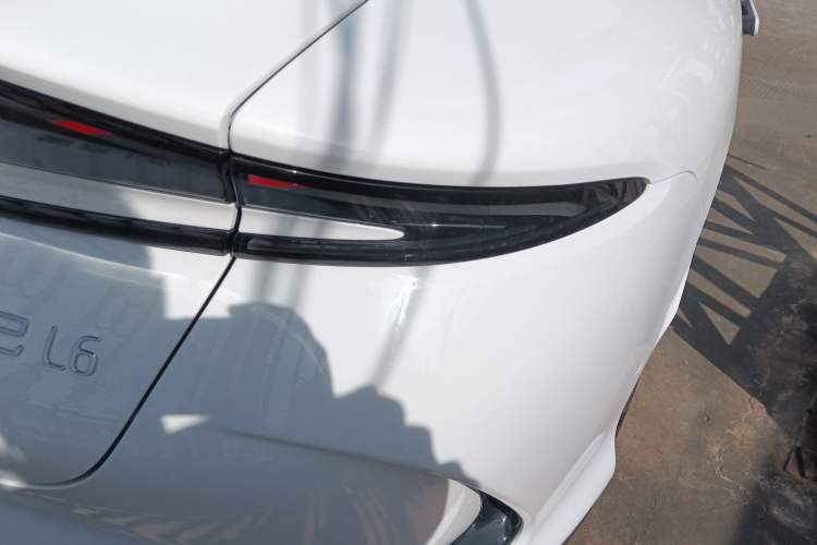 Used IM L6 2024 Max Standard Edition Right Rear Taillight