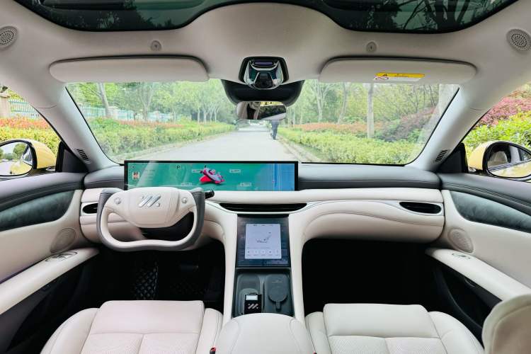 Used IM L6 2024 Max Standard Edition Interior 3