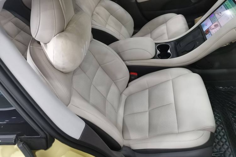 Used IM L6 2024 Max Standard Edition Right Front Seat