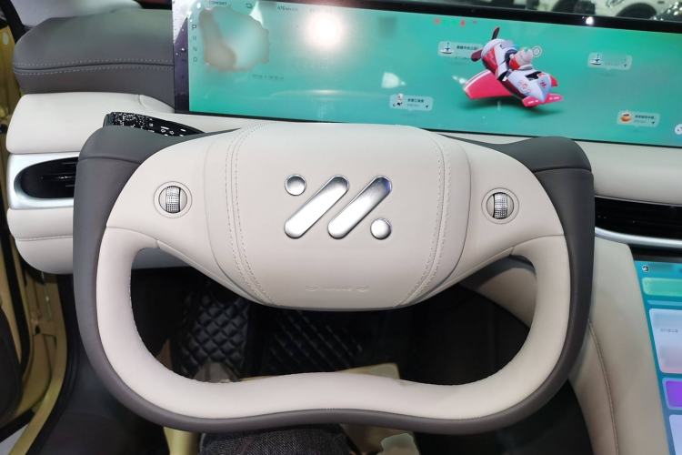 Used IM L6 2024 Max Standard Edition Steering Wheel