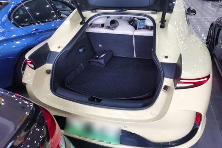 Used IM L6 2024 Max Standard Edition Trunk