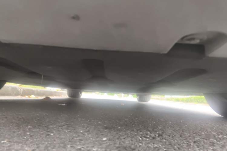 Used IM L6 2024 Max Extended-Range Version Chassis Front
