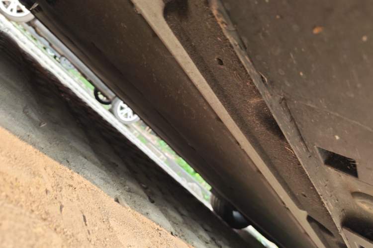 Used IM L6 2024 Max Extended-Range Version Chassis Front Left