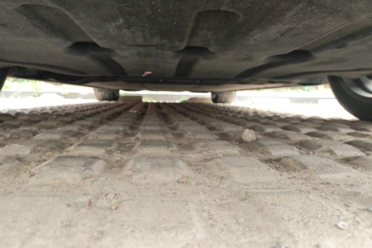 Used IM L6 2024 Max Extended-Range Version Chassis Front