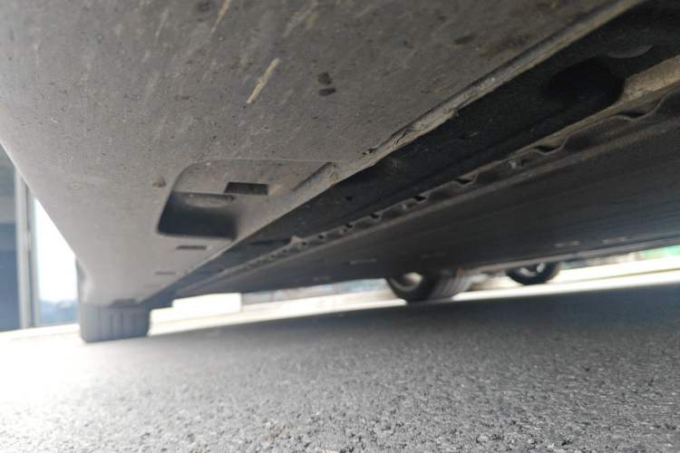 Used IM L6 2024 Max Standard Edition Chassis Front Right