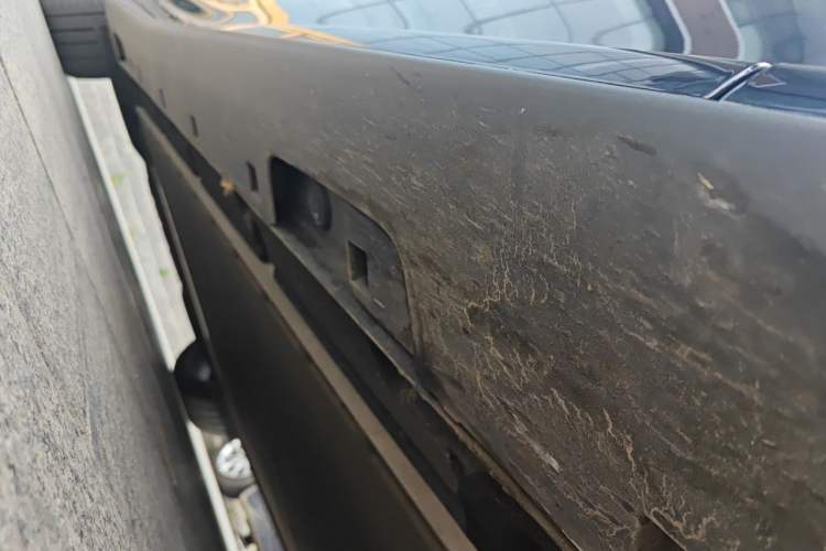 Used IM L6 2024 Max Enhanced Performance Edition Chassis Front Right