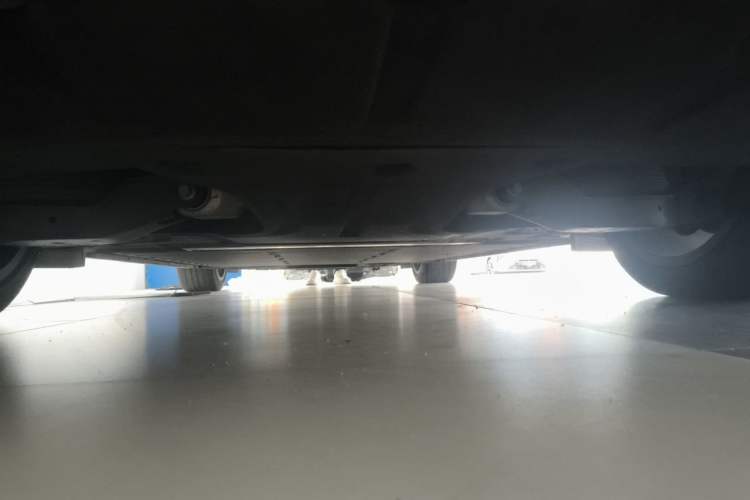 Used IM L6 2024 Max Enhanced Performance Edition Chassis Rear