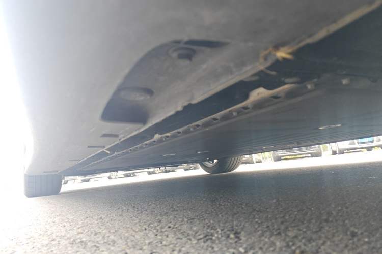 Used IM L6 2024 Max Standard Edition Chassis Rear Left