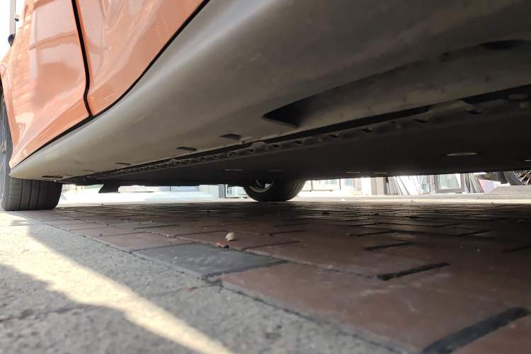 Used IM L6 2024 Max Standard Edition Chassis Rear Left