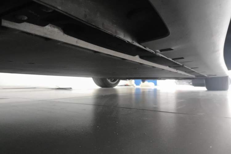 Used IM L6 2024 Max Enhanced Performance Edition Chassis Rear Right