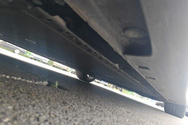 Used IM L6 2024 Max Standard Edition Chassis Rear Right