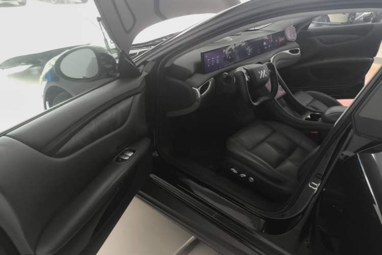 Used IM L6 2024 Max Enhanced Performance Edition Driver Seat