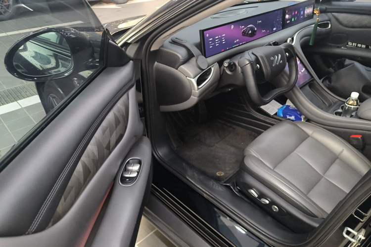 Used IM L6 2024 Max Enhanced Performance Edition Driver Seat