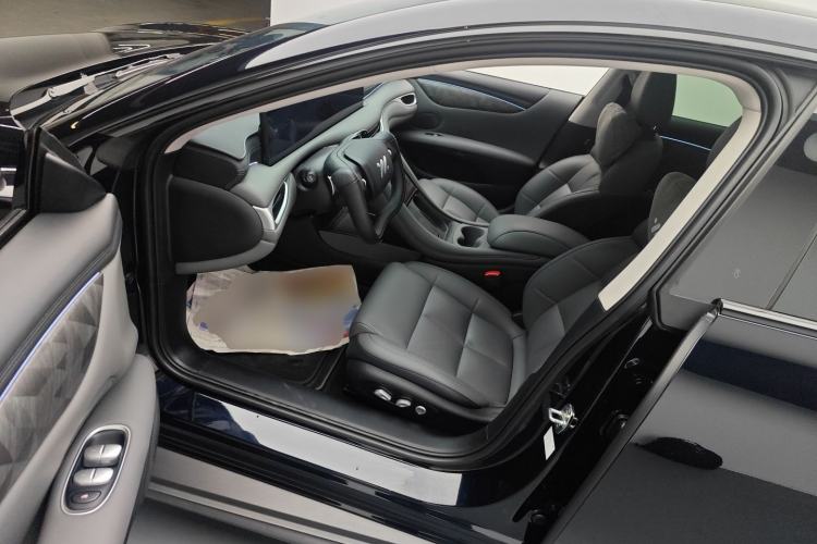 Used IM L6 2024 Max Long-Range Version Driver Seat