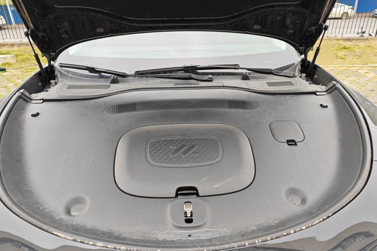 Used IM L6 2024 Max Enhanced Performance Edition Engine Bay