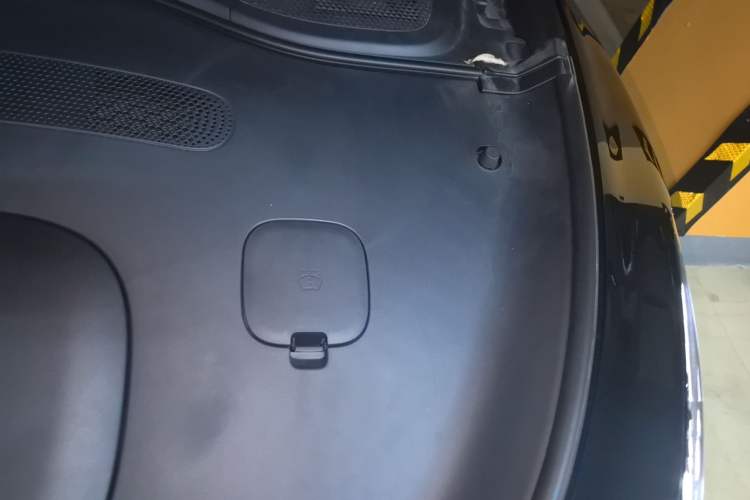 Used IM L6 2024 Max Standard Edition Engine Bay Left