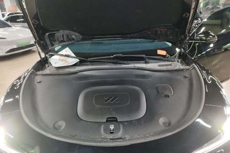 Used IM L6 2024 Max Enhanced Performance Edition Engine Bay