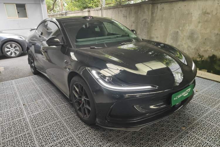 Used IM L6 2024 Max Enhanced Performance Edition Exterior 2